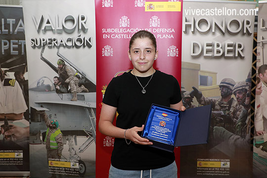 Acto de entrega de Diplomas y Premios a los alumnos y alumnas  participantes del Concurso Literario “Carta a un Militar Español” en su 13ª  Edición, fase provincial.