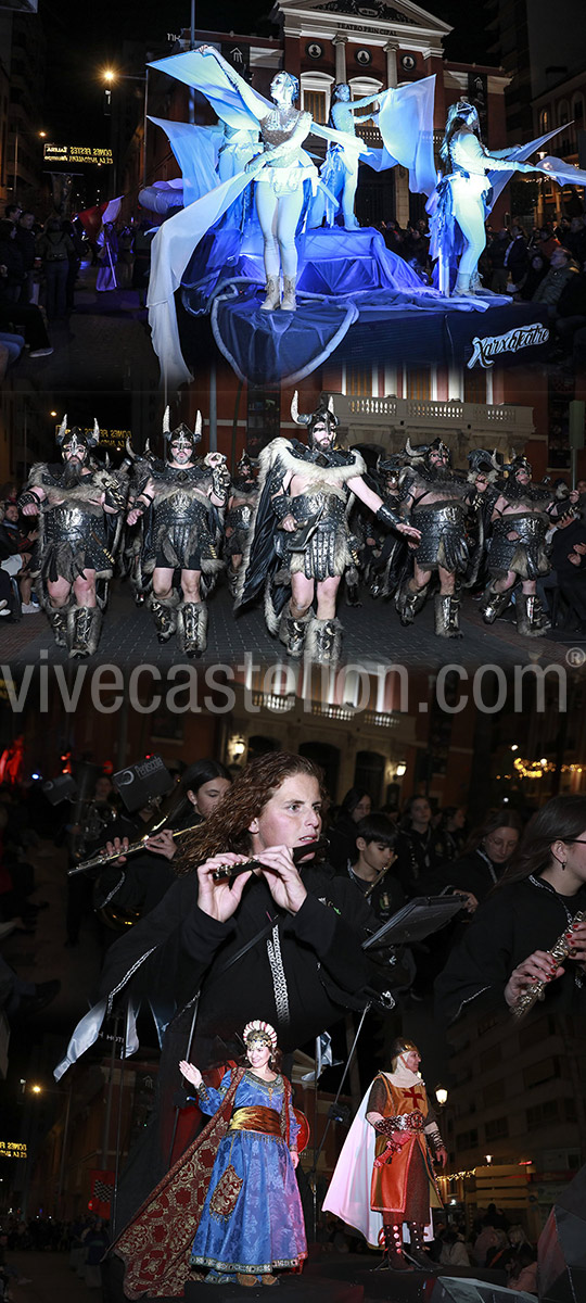Los Moros d’Alqueria deslumbran con un desfile extraordinario e histórico por su 50 aniversario en el que han participado más de 1.400 personas