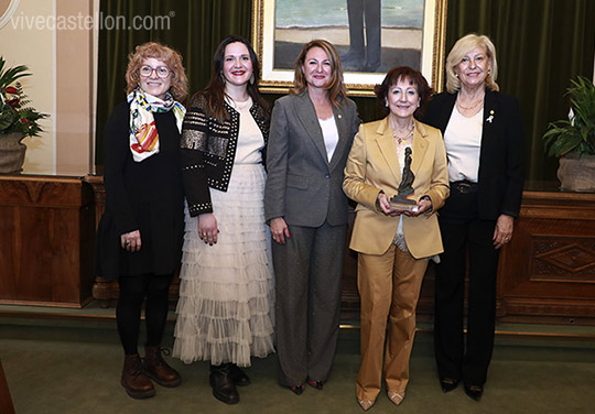 Castellón celebra el Día Internacional de la Mujer con la entrega del Premio Olimpia a Salomé Esteller por toda una vida de trabajo, compromiso y entrega