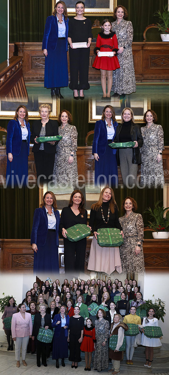 Castellón entrega el tradicional rollo a sus reinas en un emotivo homenaje a la historia viva de las fiestas de la ciudad