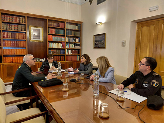 La Subdelegación del Gobierno reforzará la seguridad y la coordinación policial con Almassora