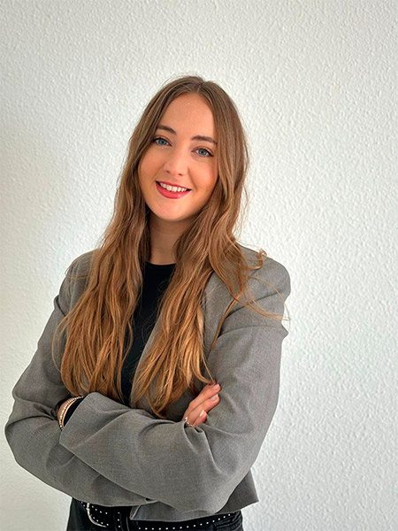 La doctoranda de la UJI Carla Piqueres es una de las ganadoras en la sexta edición del concurso universitario de divulgación científica #HiloTesis La doctoranda de la UJI Carla Piqueres es una de las ganadoras en la sexta edición del concurso universitario de divulgación científica #HiloTesis