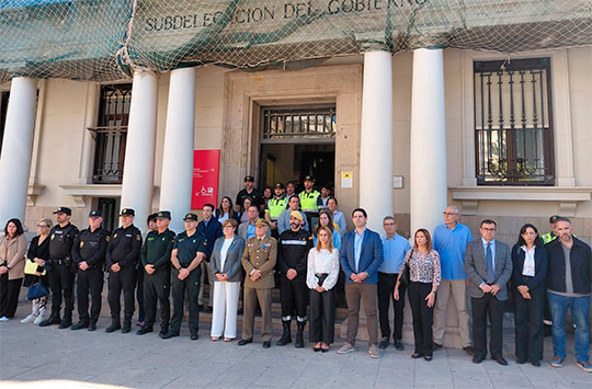 La Subdelegación del Gobierno en Castellón guarda un minuto de silencio en memoria de las víctimas del accidente ferroviario de Urda La Subdelegación del Gobierno en Castellón guarda un minuto de silencio en memoria de las víctimas del accidente ferroviario de Urda