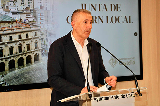 La Junta de Gobierno activa cuatro convenios sociales para apoyar a las familias y favorecer la inclusión de personas vulnerables