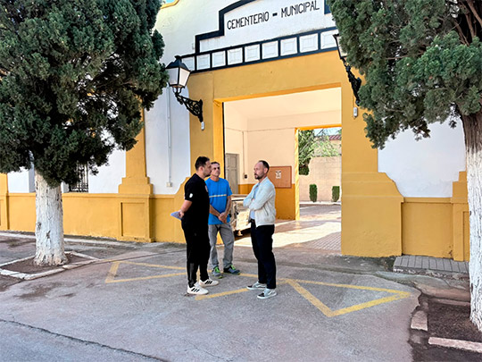El Ayuntamiento de la Vall d’Uixó prepara el dispositivo especial de Todos los Santos en el cementerio