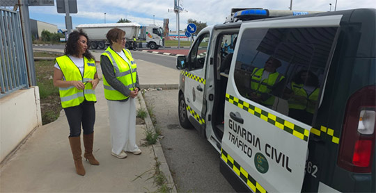 Tráfico activa desde este lunes en Castellón una campaña especial para reducir las distracciones en la conducción