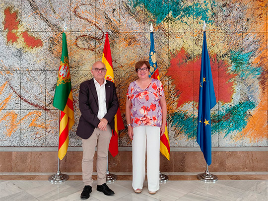 García Valls recibe al rector de la Universitat Jaume I de Castellón y anima a seguir estrechando la colaboración institucional para impulsar nuevos proyectos y mejoras García Valls recibe al rector de la Universitat Jaume I de Castellón y anima a seguir estrechando la colaboración institucional para impulsar nuevos proyectos y mejoras