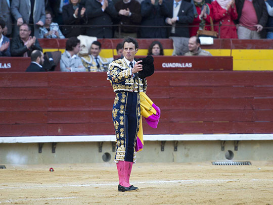 Enrique Ponce, baja en Castellón, será sustituido por Finito de Córdoba