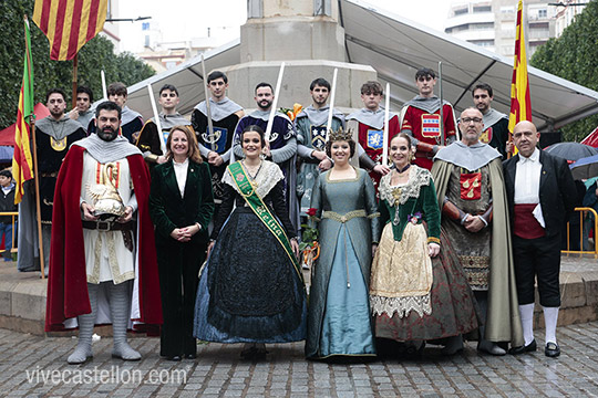 Homenaje al rey En Jaume I en el 75 aniversario de la Germandat dels Cavallers de la Conquesta