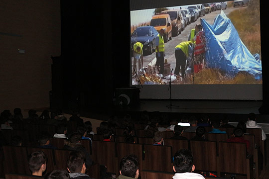 500 alumnos de Castelló asisten al Road Show para sensibilizar de los riesgos al volante 
