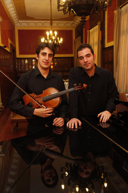 Vicent Emmanuel Nogués Alcaraz y Rubén Sánchez-Vieco Vicent Emmanuel Nogués Alcaraz y Rubén Sánchez-Vieco