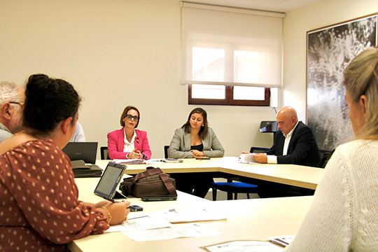 El consejo Rector de Fiestas aprueba las bases reguladoras para la licitación de mesones, ferias y sillas para los desfiles de la Magdalena 2025
