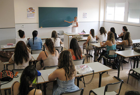 Comienza la Formación Profesional Dual en Educación Infantil y Administración y Finanzas