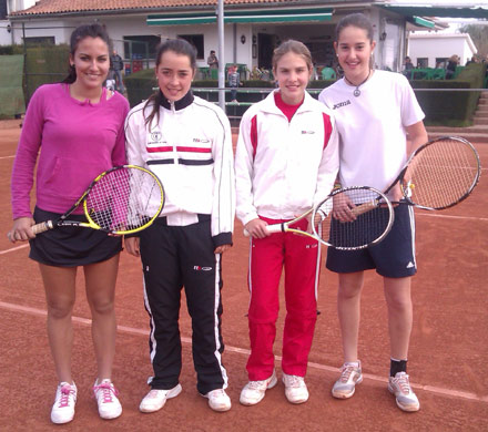 El Club Español de Tenis vence al C.T.Castellón en el junior femenino El Club Español de Tenis vence al C.T.Castellón en el junior femenino