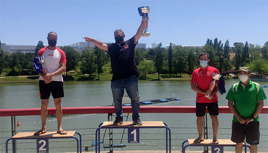 El equipo absoluto de Kayak-Polo queda tercero  