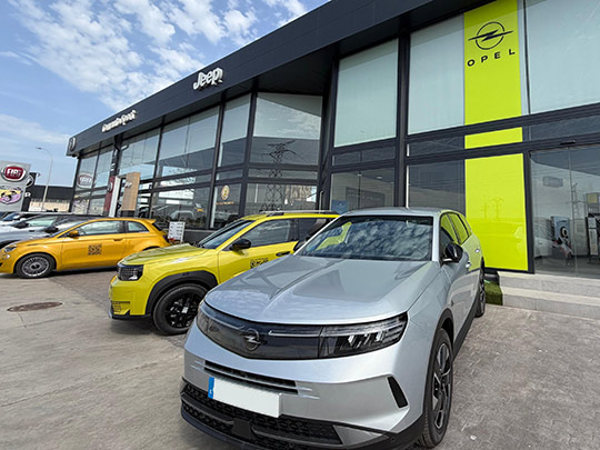 Comauto Sport impulsa la movilidad electrificada con los Opel Days en Castellón