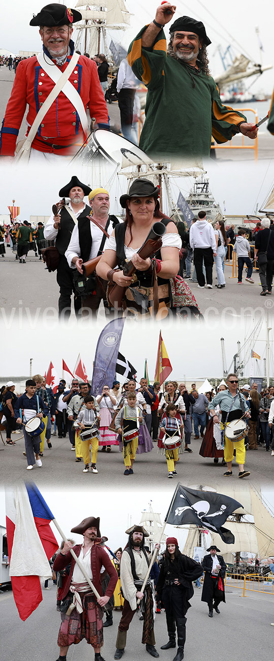 Más de 200 personas participan en el desfile marinero