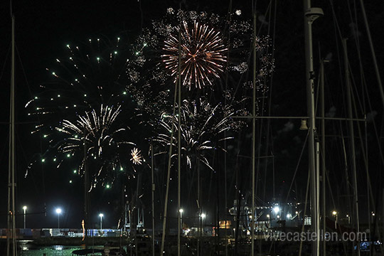 Castellón rinde homenaje a las embarcaciones participantes con la entrega de metopas