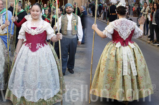 Filigranes prepara el traje de la Romería de la Reina Infantil