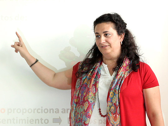 Charla de la psicóloga Laura Rojas-Marcos en la Fundación Caja Castellón Charla de la psicóloga Laura Rojas-Marcos en la Fundación Caja Castellón