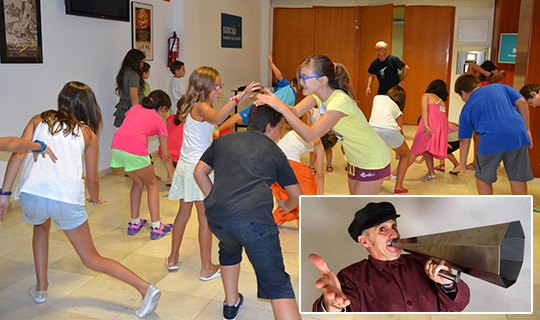 Taller infantil El teatre, un joc d’equip o Mamá jo vull ser artista Taller infantil El teatre, un joc d’equip o Mamá jo vull ser artista