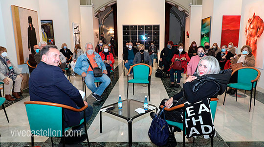 Conversación con la artista Carmen Calvo en la Sala San Miguel de la Fundación Caja Castellón