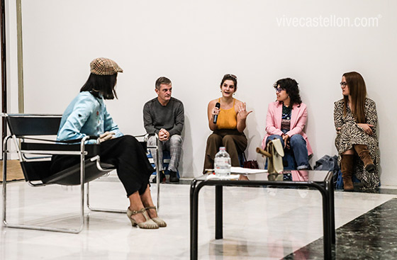 Miss Beige “una mujer que se atreve a ir por la vida con entereza y dignidad”, clausura las jornadas de performance de la Fundació Caixa Castelló 