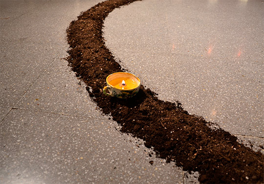 Terra Eixuta, l’empremta del territori en l’art d’acció amb Ángeles Císcar, Edu Comelles y Maria José Planells