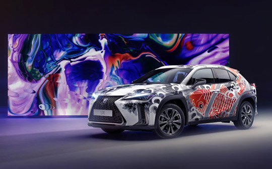 Lexus crea el primer vehículo tatuado del mundo Lexus crea el primer vehículo tatuado del mundo