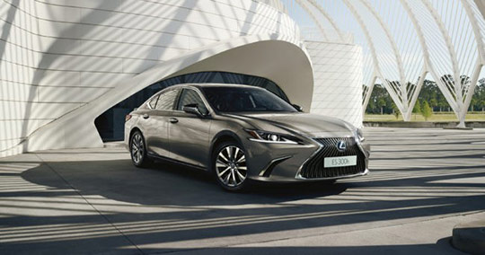 Lexus presenta la nueva gama ES 300h 2021