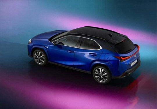 Lexus presenta el nuevo UX 300h, más potencia y confort Lexus presenta el nuevo UX 300h, más potencia y confort