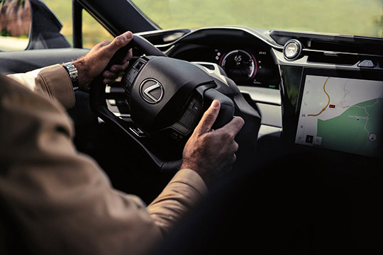 Lexus reinventa la conducción con el nuevo sistema Steer-by-Wire de RZ