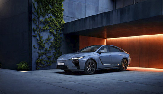 El nuevo Lexus ES, un elegante diseño para una nueva era