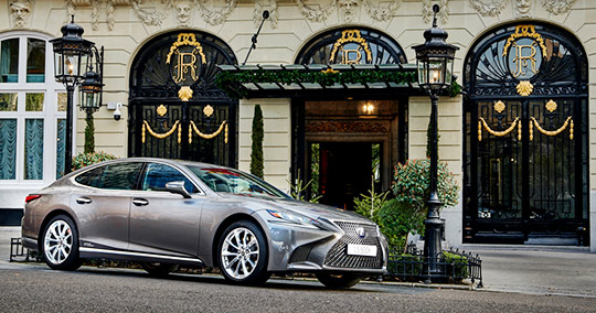 El Lexus LS 500H, vehículo oficial de los Premios Iberoamericanos del Mecenazgo 2018 El Lexus LS 500H, vehículo oficial de los Premios Iberoamericanos del Mecenazgo 2018