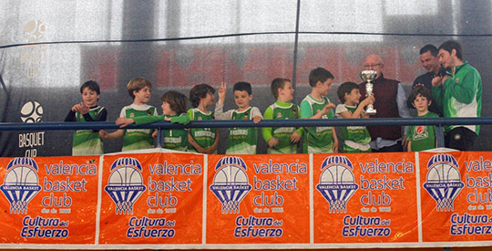 El AMICS DE CASTELLÓ de CASTELLÓN se hizo con el 1º puesto de la Marina d’Or Básquet Cup El AMICS DE CASTELLÓ de CASTELLÓN se hizo con el 1º puesto de la Marina d’Or Básquet Cup