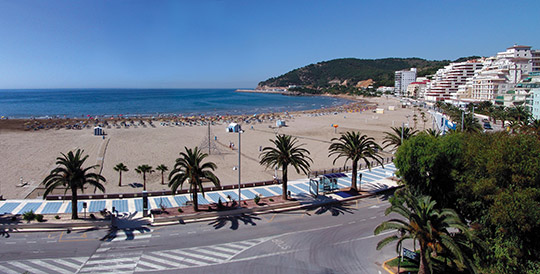 Oropesa del Mar se lanza a por los visitantes séniors para cubrir la temporada baja 