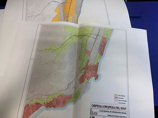 Jiménez crea un grupo de trabajo para diseñar un nuevo  PGOU de Oropesa más proteccionista 