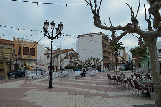 Oropesa permitirá que las terrazas de cafeterías, bares y restaurantes puedan ocupar el espacio que sea posible