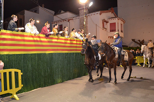 Oropesa del Mar se rinde al fuego purificador y abraza sus tradiciones con otra edición de Sant Antoni