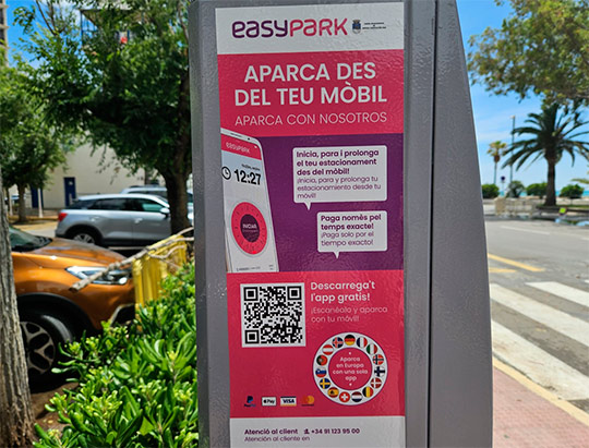 Oropesa del Mar innova estrenando una aplicación móvil para pagar la zona azul 