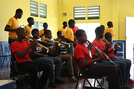 El Rototom financia la construcción de un estudio de radio en la legendaria Alpha Boys’ School de Jamaica 