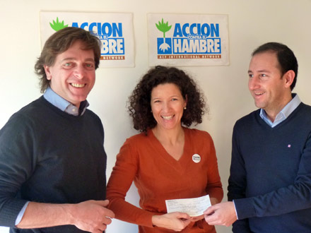 El Rototom Sunsplash recauda casi 1.000 euros para Acción Contra el Hambre en la fiesta de nochevieja en Casablanca Benicàssim El Rototom Sunsplash recauda casi 1.000 euros para Acción Contra el Hambre en la fiesta de nochevieja en Casablanca Benicàssim
