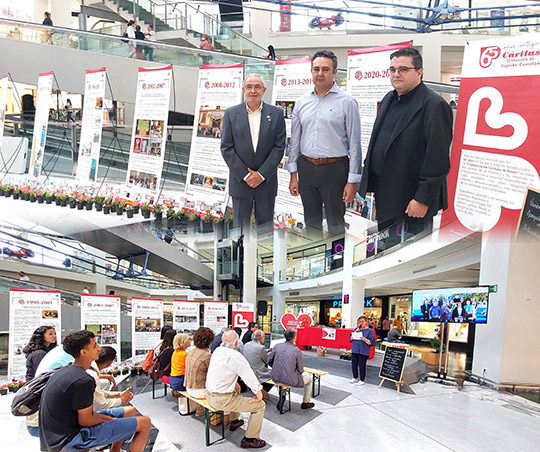 El Centro Comercial Salera y Cáritas colaboran para animar a la sociedad a sumarse a diferentes iniciativas sociales 