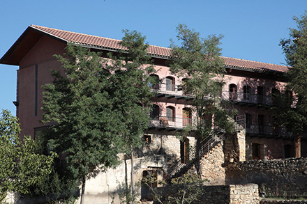 Los "moteros" que acuden al Gran Premio de Aragón confían en el Albergue Fábrica Giner y las casas rurales de Saltapins Los "moteros" que acuden al Gran Premio de Aragón confían en el Albergue Fábrica Giner y las casas rurales de Saltapins