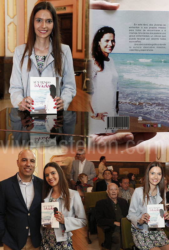Jimena Bañuelos presentó su libro ´Aún tengo la Vida´