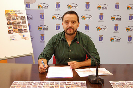 La Tardor i la Gent Gran acerca la programación a todos los clubs de convivencia La Tardor i la Gent Gran acerca la programación a todos los clubs de convivencia