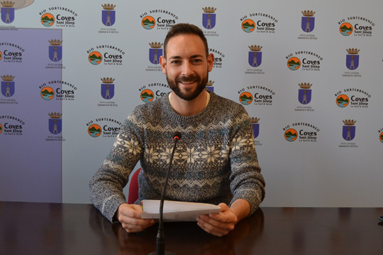 VIII Fira del Comerç Urbà Valler en la Vall d'Uixó VIII Fira del Comerç Urbà Valler en la Vall d'Uixó