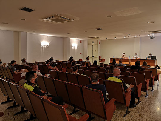 El Ayuntamiento de la Vall d’Uixó coordina el inicio del curso escolar junto a los centros educativos