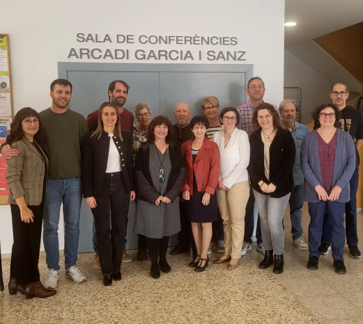 L’AVL i l’Ajuntament de la Vall d’Uixó firmen un conveni de col·laboració per a promoure l’ús del valencià 