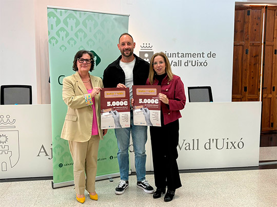 La asociación comercial Endavant ofrece 5.000 euros en premios en una campaña de 'Rasca y Gana' La asociación comercial Endavant ofrece 5.000 euros en premios en una campaña de 'Rasca y Gana'